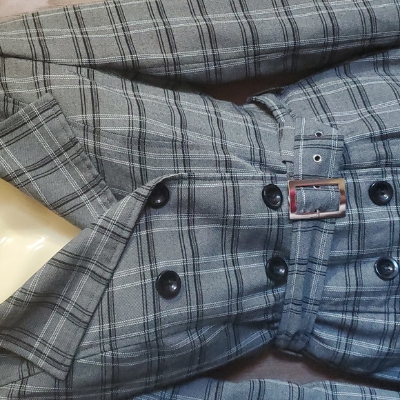 Rampage Gray Plaid Belted Double Breasted Jacket - Picture 3 of 13